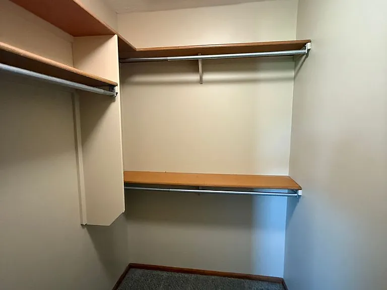 1034 Hemingford Ct — Photo 19