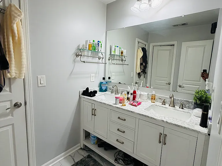 103 Dover Commons Dr — Photo 4
