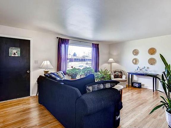 Bright Airy Great Room