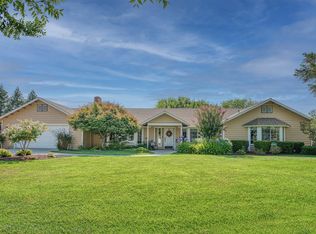5559 N Wright Ave, Clovis, CA 93619