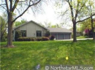 14700 Stone Rd, Wayzata, MN 55391