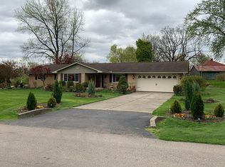 2159 Pine Knott Dr, Dayton, OH 45431