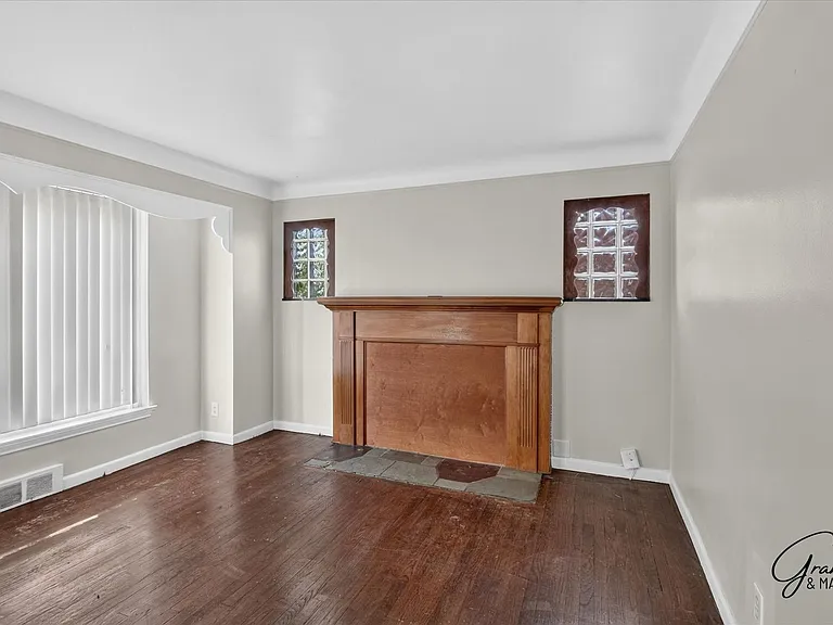 5915 Lodewyck St — Photo 5