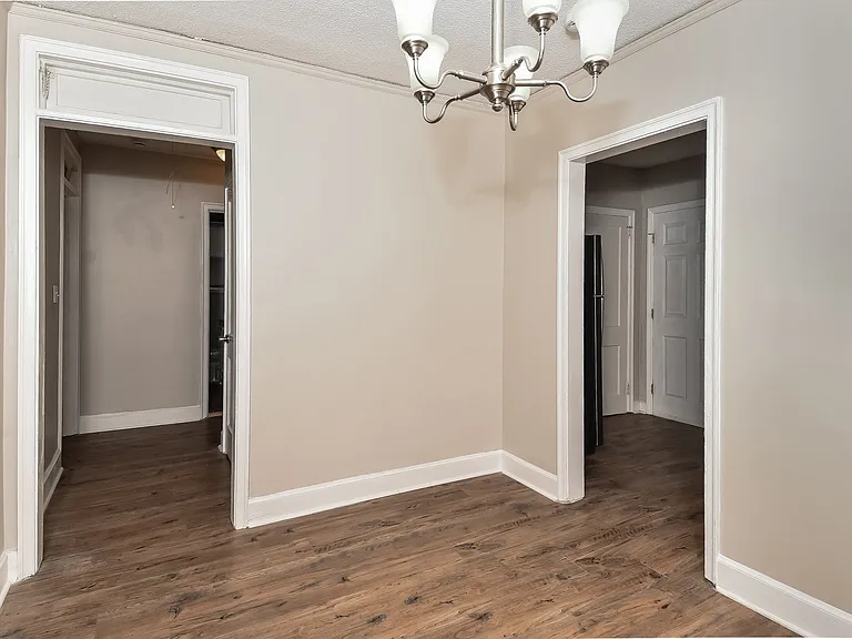 15881_022_dining_room_13369229.jpg