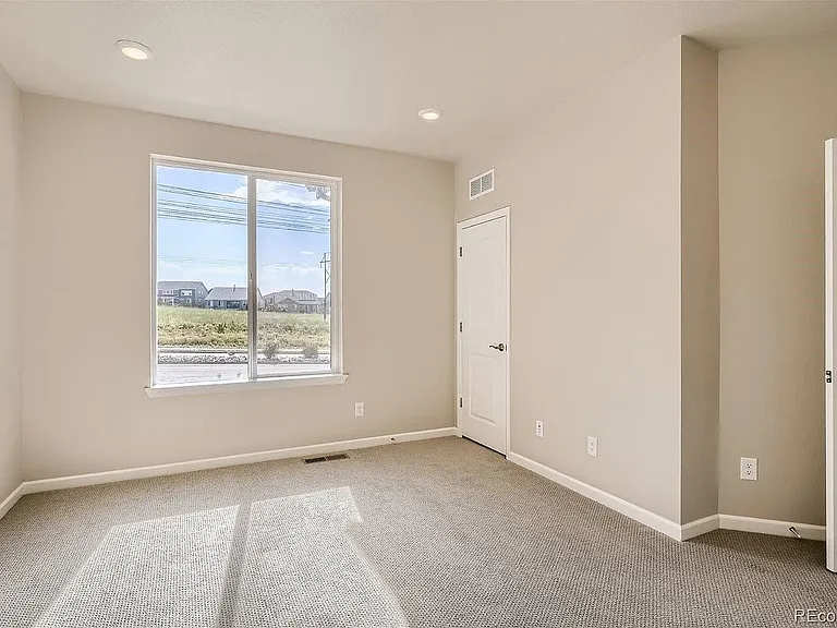 1849 S Poplar Ct — Photo 30