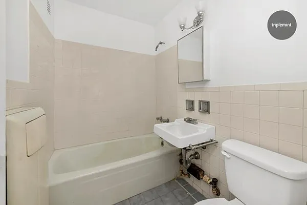 Sold by Triplemint | media 8