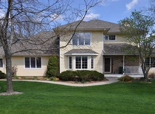 7967 Stagecoach Rd, Cross Plains, WI 53528