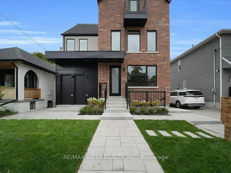 502 Atlas Ave #D — Photo 2
