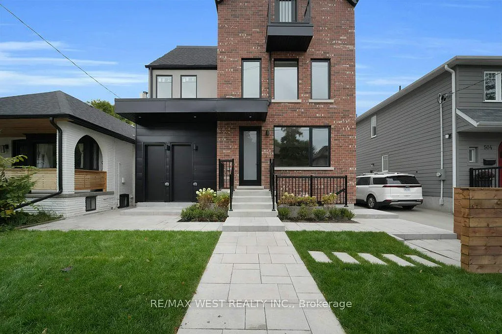 Building Photo - 502 Atlas Ave #D