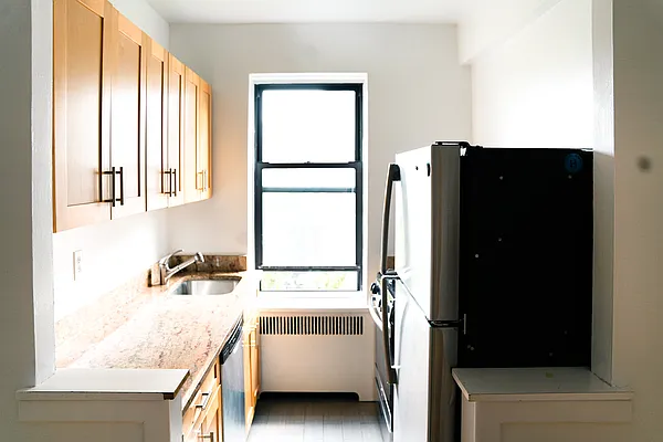 Rented by 620 MGMT | media 12