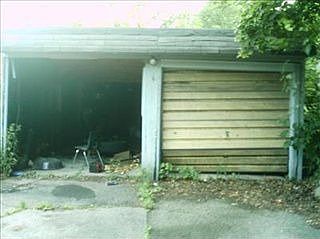 2nd image of 3844 E 140th St