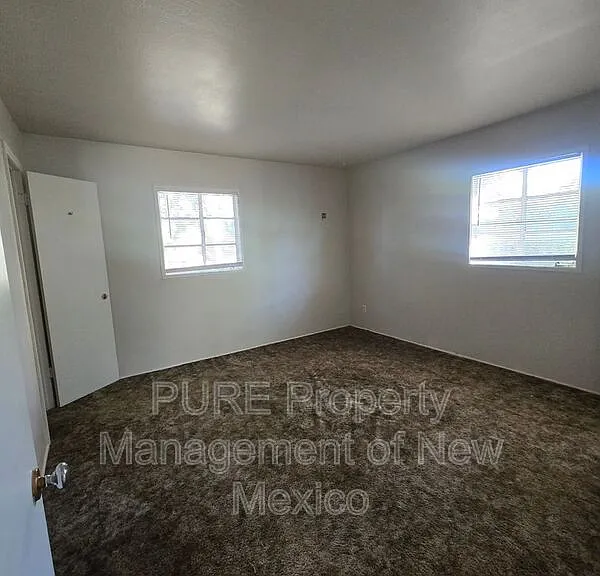 726 El Paso Dr — Photo 9