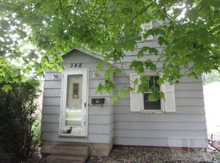 348 2nd St NE, Britt, IA 50423