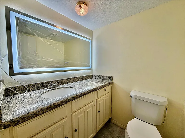 2120 Wilcrest Dr #121 — Photo 28