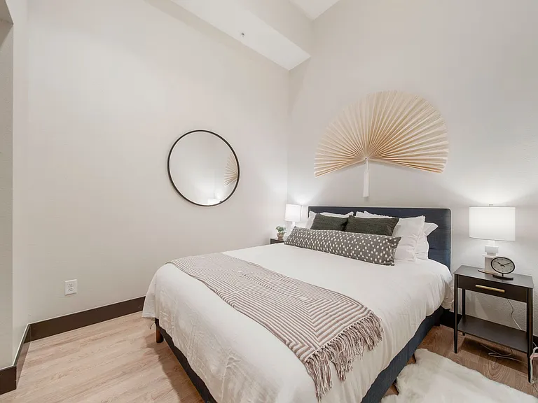 One Eleven Greenwood - Save Up to $500 OFF Your 1st Month's Rent! Move-In Deadlines Apply, Apply ... — Photo 33