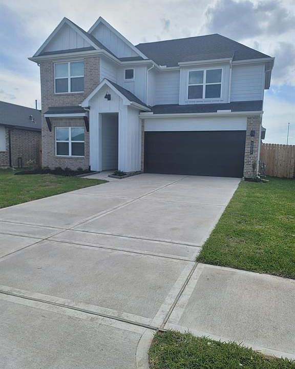 1st image of 5002 Pine Haven Ln