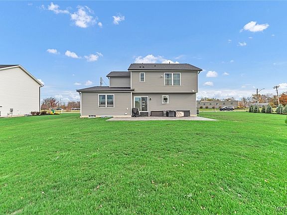 4246 Bayview Rd, Buffalo, NY 14219 | Zillow