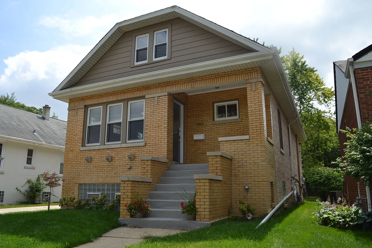7843 41st Ct photo 1