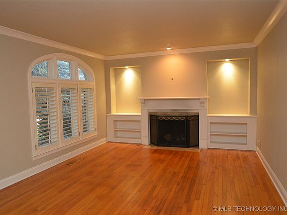 5th image of 2503 E 18th St