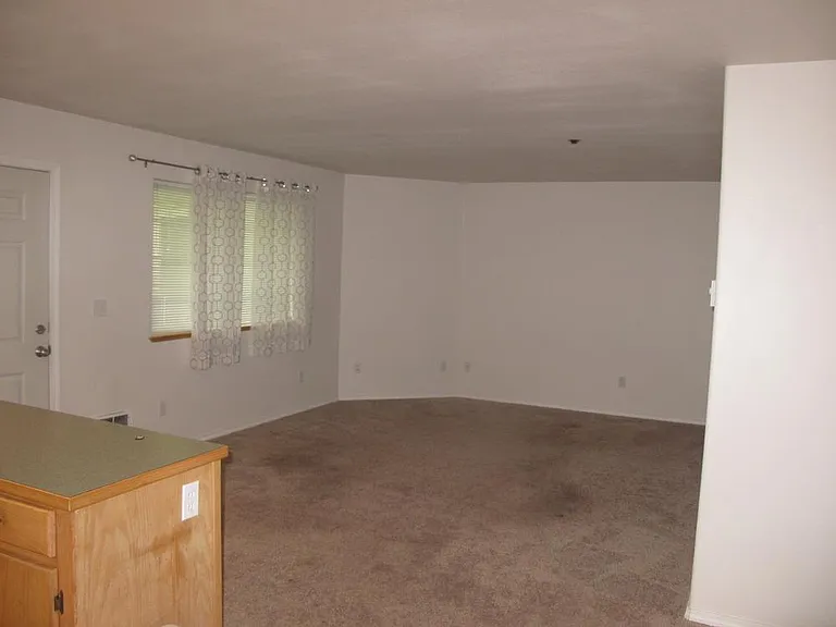 375 Fasola Rd — Photo 5