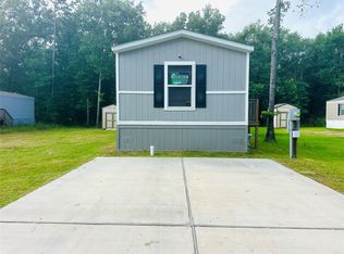 25226 Twin Oaks Dr, New Caney, TX 77357