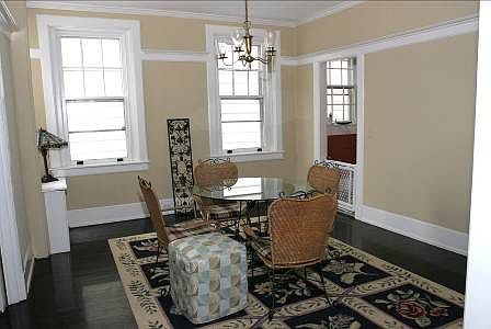 3rd image of 323 Dinwiddie St APT 1