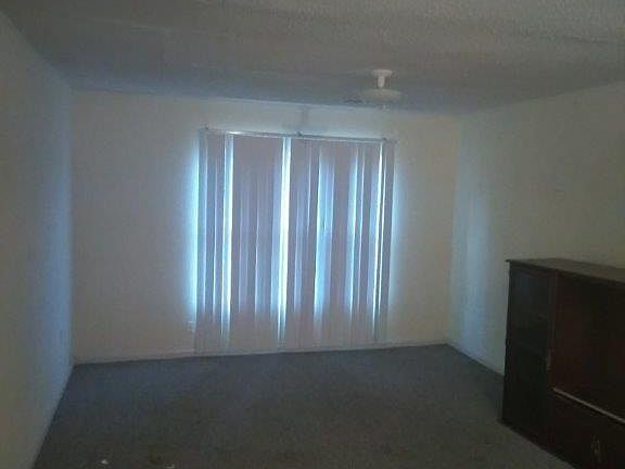 5th image of 1100 E Jewell St