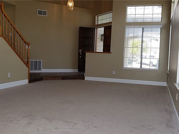 5th image of 2439 Canyon Terrace Dr