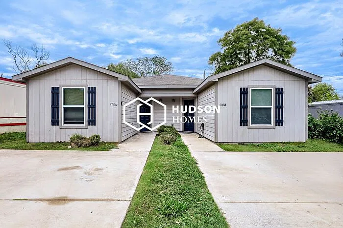 4716 Iowa St #A