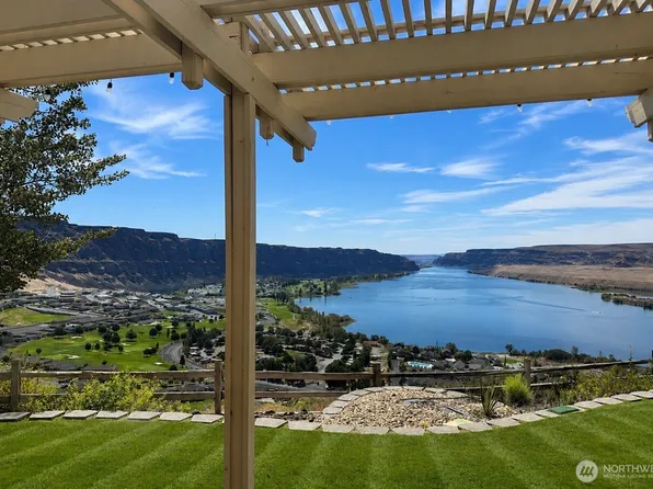 23821 Rd 9.7 NW, Quincy, WA 98848