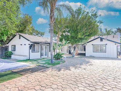 5726 Donna Ave, Tarzana, CA, 91356