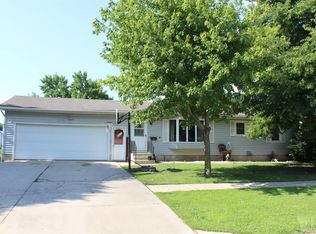 260 W Sesame St, Garner, IA 50438