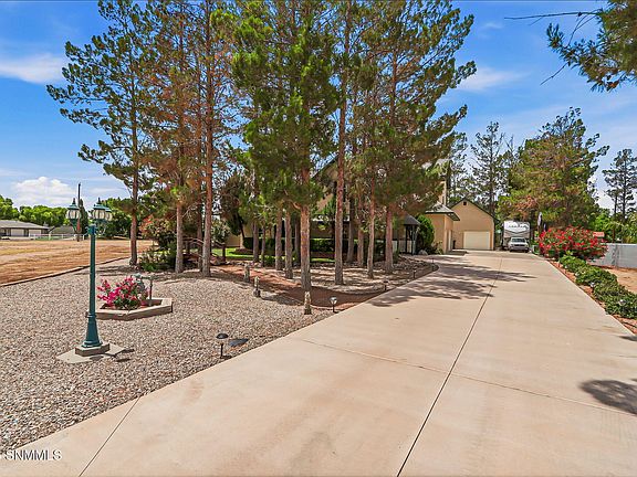 4th image of 4631 Whispering Pines Ct