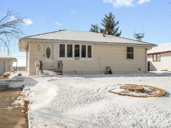 5933 Regent Ave N, Crystal, MN 55429