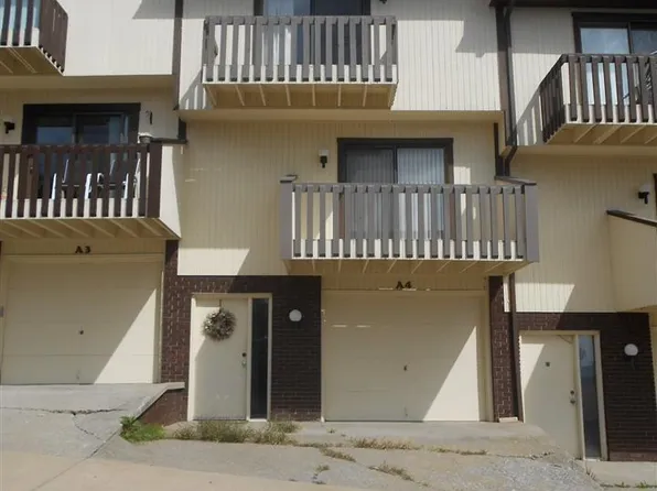 1238 Van Voorhis Rd, Morgantown, WV 26505