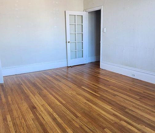 2nd image of 549 Fell St APT 11