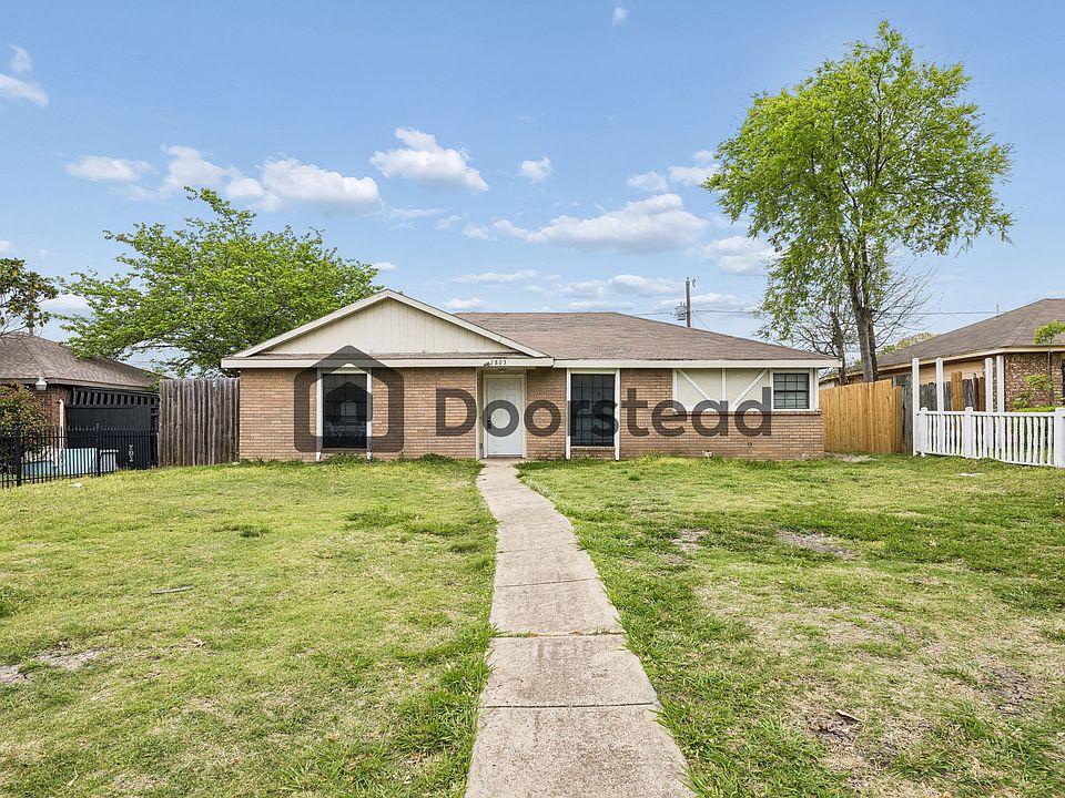 1st image of 2803 Scottsbluff Dr
