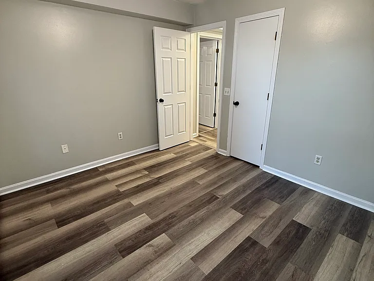 49 Ridge St #2 — Photo 12