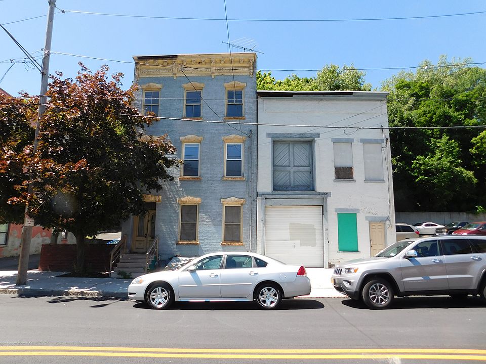 1st image of 60 Sheridan Ave