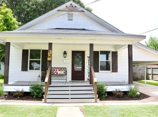 912 Atlanta Ave, Nederland, TX 77627