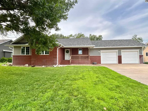 505 Randolph Rd, McPherson, KS 67460