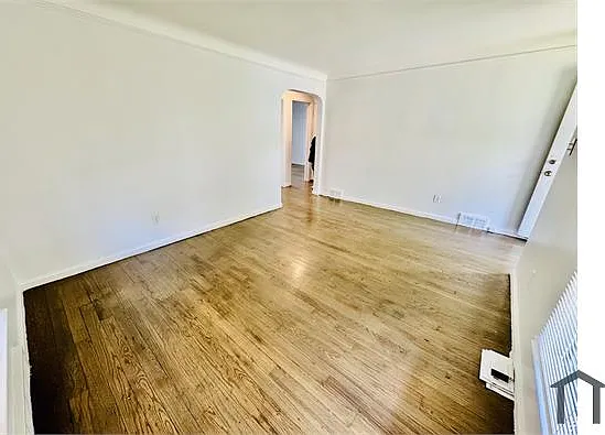 15692 Manning St — Photo 5