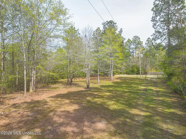 15407 Old Highway 15, Diberville, MS 39540