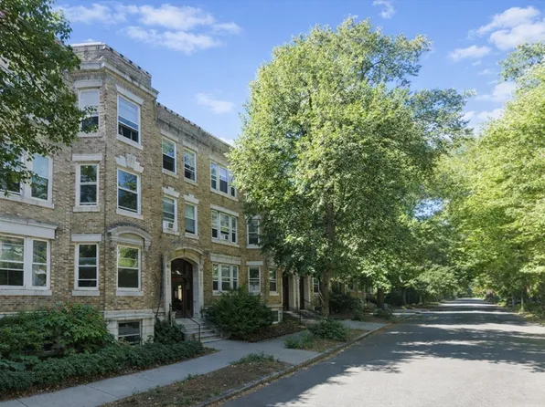 8 Euston St #U-5, Brookline, MA 02446
