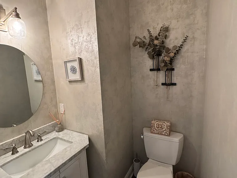 1245 Helmsdale Dr — Photo 12