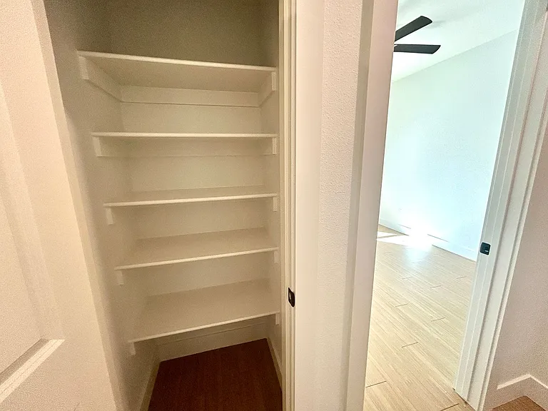 1800 Riverview Drive — Photo 27