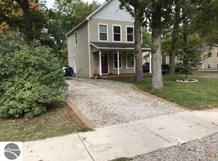 837 Carver St, Traverse City, MI 49686
