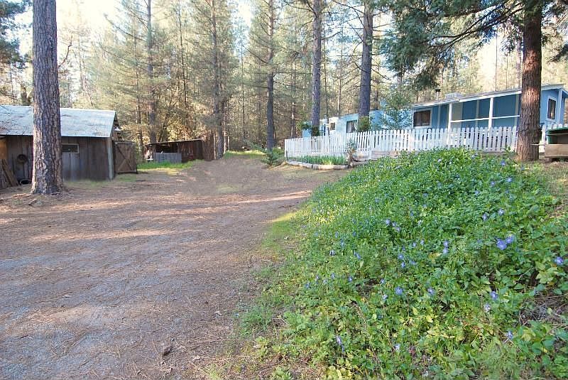 2nd image of 10926 Stout Ln