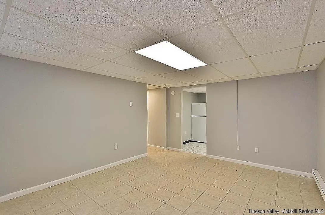 Studio, 750 sqft, $1,100 — Photo 4