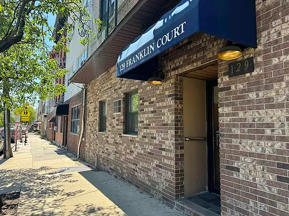 129 Franklin Street image 14 of 14